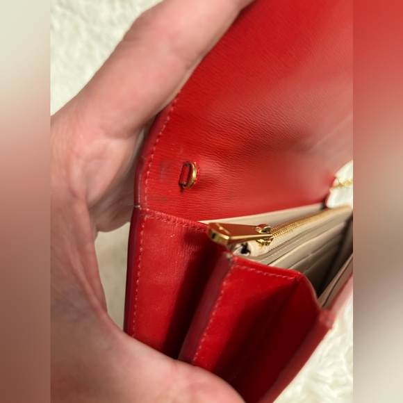 SALVATORE FERRAGAMO CHAIN WALLET (Authentic) - Picture 10 of 14